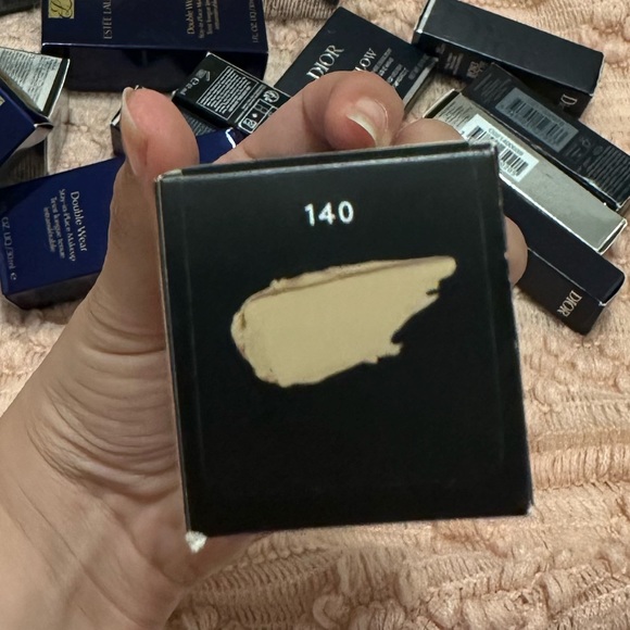 NEW Pro Filt’r Soft Matte Longwear Liquid Foundation - Picture 3 of 3